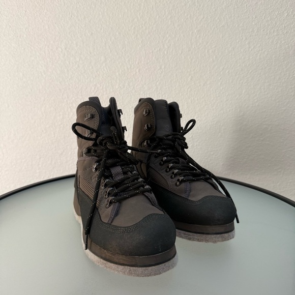 Simms Gray and Black Green Men’s Freestone Wading Outdoor Fishing Boots Size 7 - Picture 1 of 6